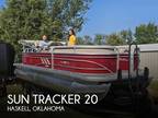 20 foot Sun Tracker Party Barge 20 DLX
