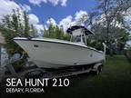 21 foot Sea Hunt 210