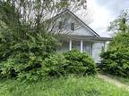 Home For Sale In Columbia, Kentucky