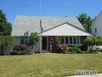 Rental Home, Cape - Bethpage, NY 8 Normandy Dr