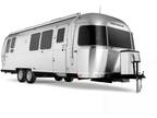 2024 Airstream Airstream RV Flying Cloud 28RBQ 28ft