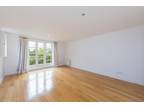 2 bedroom property to let in Willow Court, Corney Reach Way, Chiswick