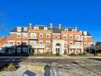 Property & Houses to Rent: 5 Hartland Manor, Fleet