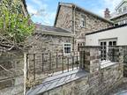 Castle Street, Bodmin, Cornwall, PL31 2 bed apartment for sale -