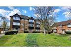 2 bed flat for sale in River Meads, SG12, Ware