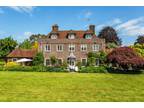Bowlhead Green, Godalming, Surrey GU8. 6 bedroom detached house for sale -