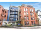 1 bed flat to rent in Crown Street, RG1, Reading