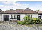 5+ bedroom bungalow for sale in Mitchley View, South Croydon, CR2
