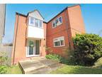 Churchill Rise, Chelmsford 1 bed flat for sale -