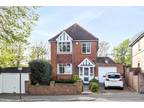 Sutherland Road, Brighton, East Susinteraction, BN2 3 bed detached house for
