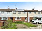 Pines Road, Chelmsford 3 bed semi-detached house to rent - £1,450 pcm (£335
