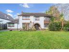 Burgess Road, Bassett, Southampton, Hampshire, SO16 3 bed detached house for
