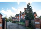 Church Road, Shortlands, Bromley, Kent, BR2 2 bed apartment - £2,200 pcm (£508