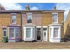 Harris Road, Sheerness, Kent, ME12 3 bed terraced house to rent - £1,300 pcm