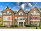 Wokingham Road, Reading, Berkshire, RG6 2 bed apartment to rent - £1,500 pcm