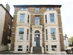 Flat to rent in Church Road, Richmond, TW10 (Ref 226046)