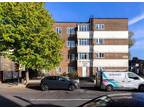 Flat for sale in Northchurch Road, London, N1 (Ref 223265)