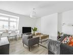 Flat for sale in Lavender Hill, London, SW11 (Ref 222246)