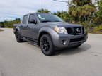 2018 Nissan frontier Gray, new