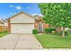 Single Family Residence, Traditional - Fort Worth, TX 14025 Coyote Trl