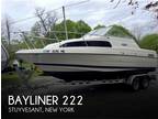 22 foot Bayliner Classic 222