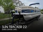22 foot Sun Tracker Sportfish DLX 22