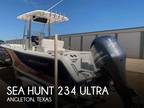 23 foot Sea Hunt 234 Ultra