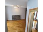 East Bronzeville (47th and Cottage) $1,450 2 BD/1BA Central Heat/Air + In Unit