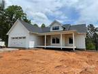Home For Sale In Mars Hill, North Carolina
