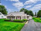 Home For Sale In New Hartford, New York