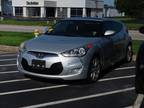 2013 Hyundai Veloster Base w/Black