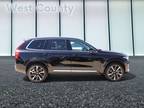 2024 Volvo XC90 Ultimate Bright Theme