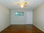 Flat For Rent In Lake Dallas, Texas