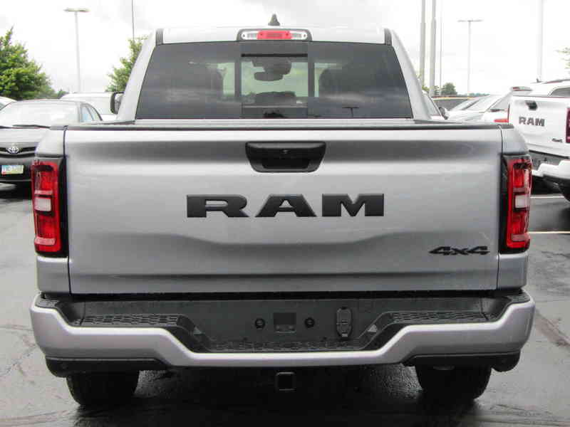 2025NewRamNew1500New4x4 Crew Cab 57 Box