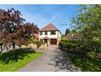 6 bedroom detached house for sale in Ragged Hall Lane, St. Albans, AL2