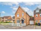 3 bedroom detached house for sale in Daisy Drive, Hatfield, Hertfordshire, AL10