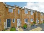 3 bedroom terraced house for sale in Robins Close, London Colney, St.