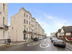 Holland Road, Hove 2 bed apartment for sale -