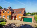 4 bedroom semi-detached house for sale in Danesbury Cottages