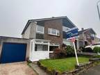 Old Aisle Road, Kirkintilloch, G66 3HH 3 bed semi-detached house for sale -