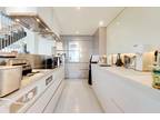 2 bedroom flat for sale in Pan Peninsula, Canary Wharf, London, E14