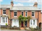 2 bedroom terraced house for sale in Park Hill, Harpenden, Hertfordshire, AL5