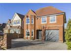 5 bedroom detached house for sale in Ragged Hall Lane, St.