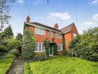 Hay Green Lane, Bournville, Birmingham, B30 1RG 3 bed semi-detached house for