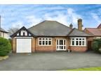 Wollaton Road, Wollaton Village, NG8 2AP 2 bed bungalow for sale -
