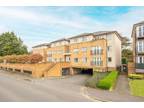 2 bedroom flat for rent in The Uplands, Bricket Wood, St.