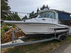 2004 Seaswirl Striper 2301 WA Boat for Sale