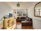 2 bedroom flat for sale in Tomlinson Close, Shoreditch, London, E2