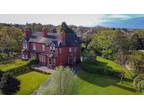 The Serpentine South, Blundellsands, Liverpool 5 bed semi-detached house for