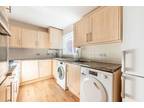 2 bed flat for sale in Priory Field Drive, HA8, Edgware
